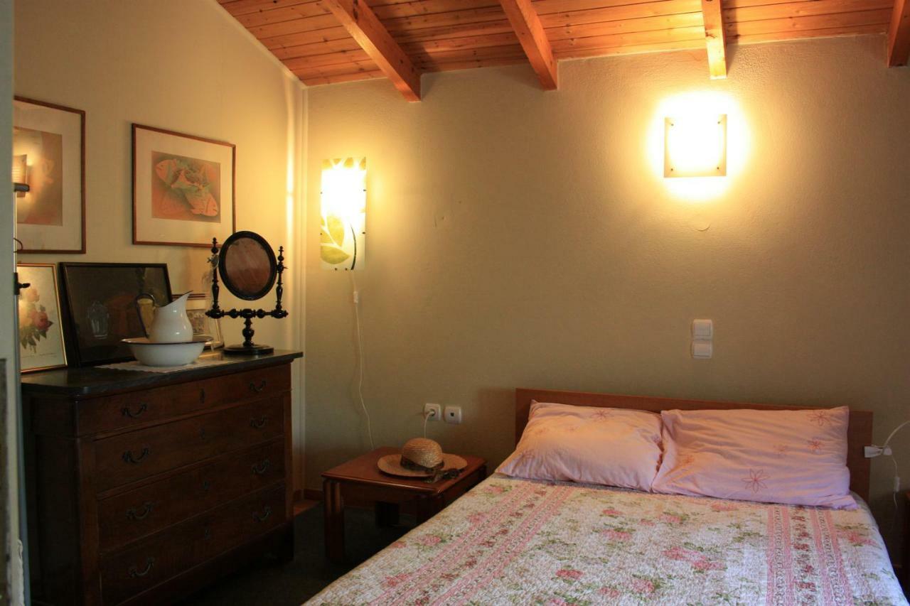 Mercouri Stone Cottage Korakochori ภายนอก รูปภาพ